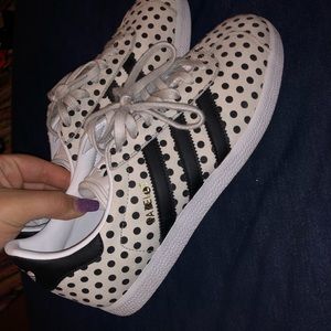 OFF WHITE POLKA DOT ADIDAS GAZELLES